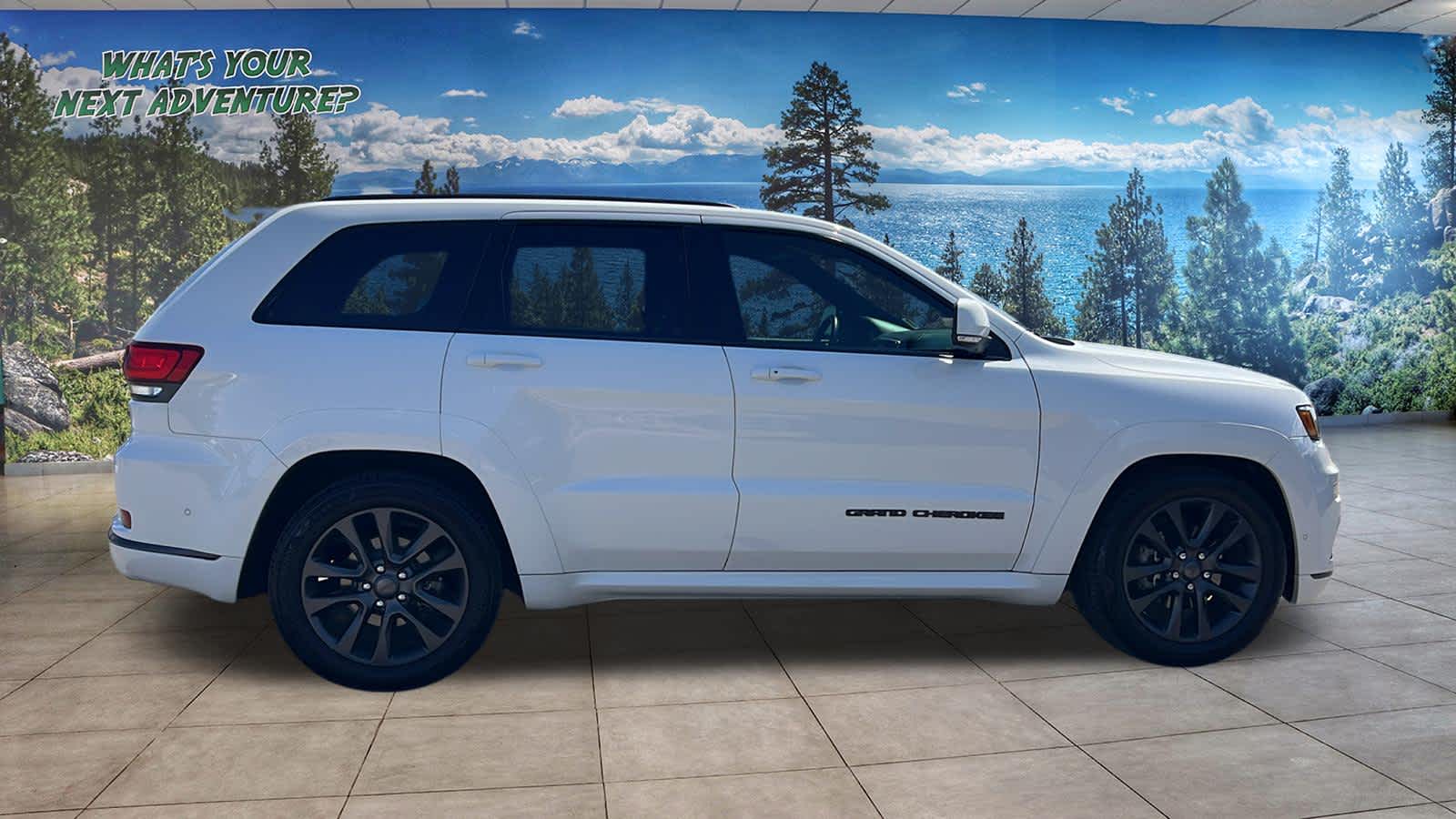 Thumbnail: 2018 Jeep Grand Cherokee - 4