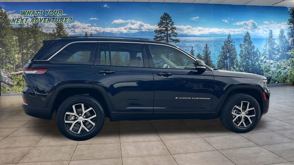 Used 2023 Jeep Grand Cherokee Limited SUV