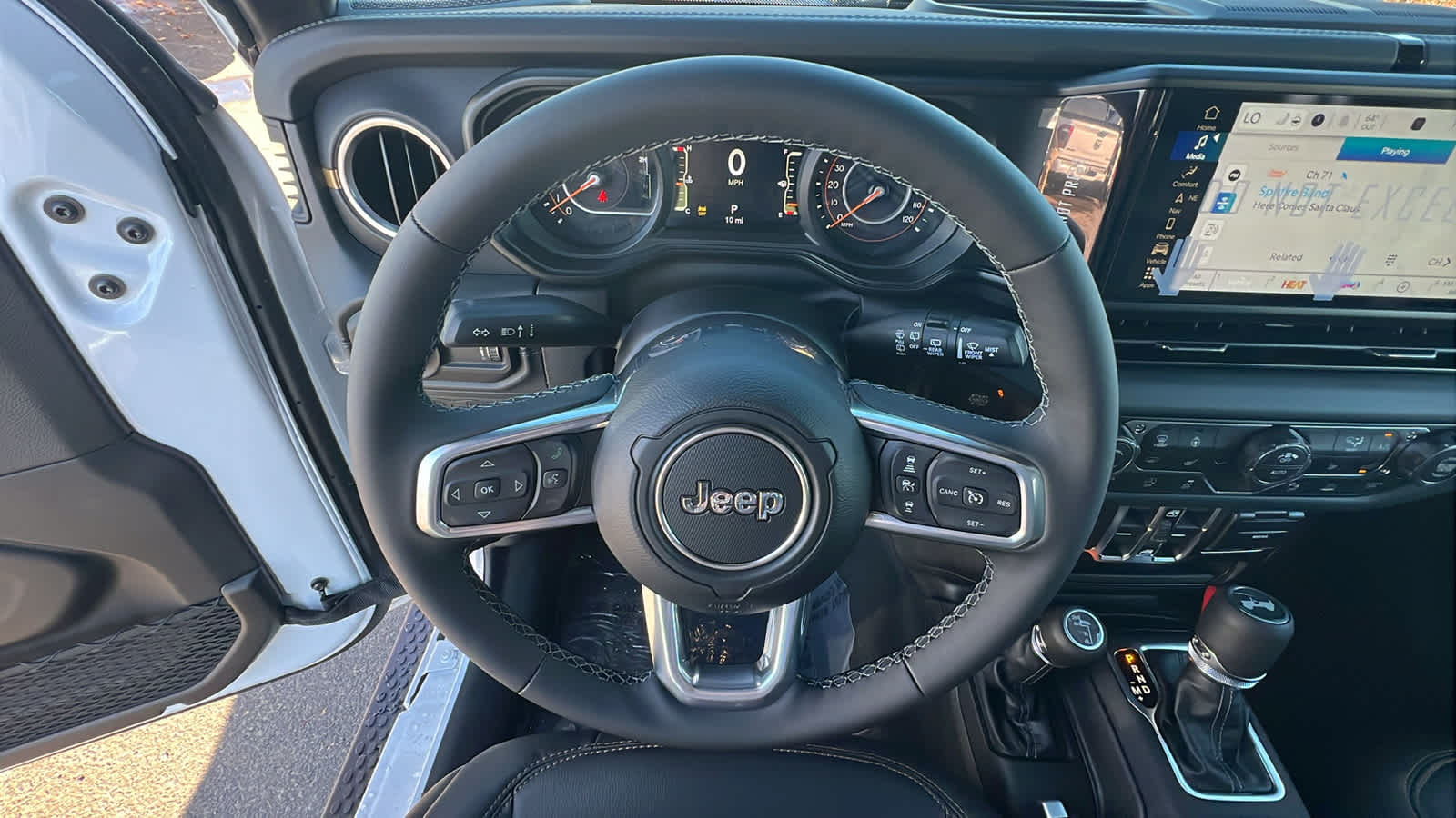 Thumbnail: 2026 Jeep Wrangler - 18