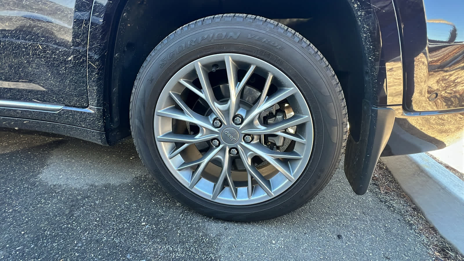 Thumbnail: 2022 Jeep Grand Cherokee - 9