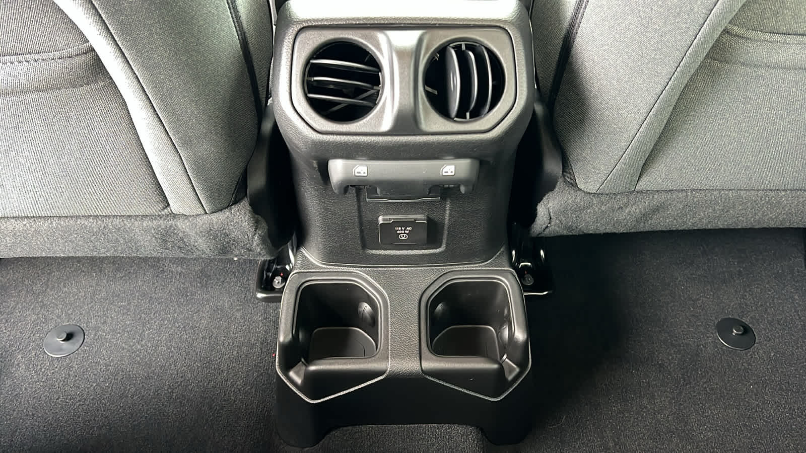 Thumbnail: 2025 Jeep Gladiator - 25