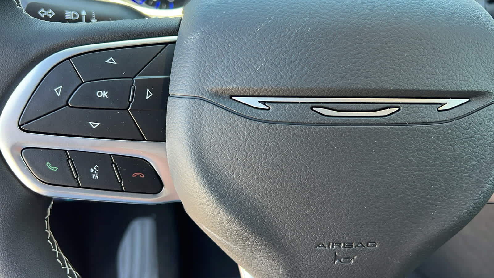 Thumbnail: 2027 Chrysler Pacifica - 19