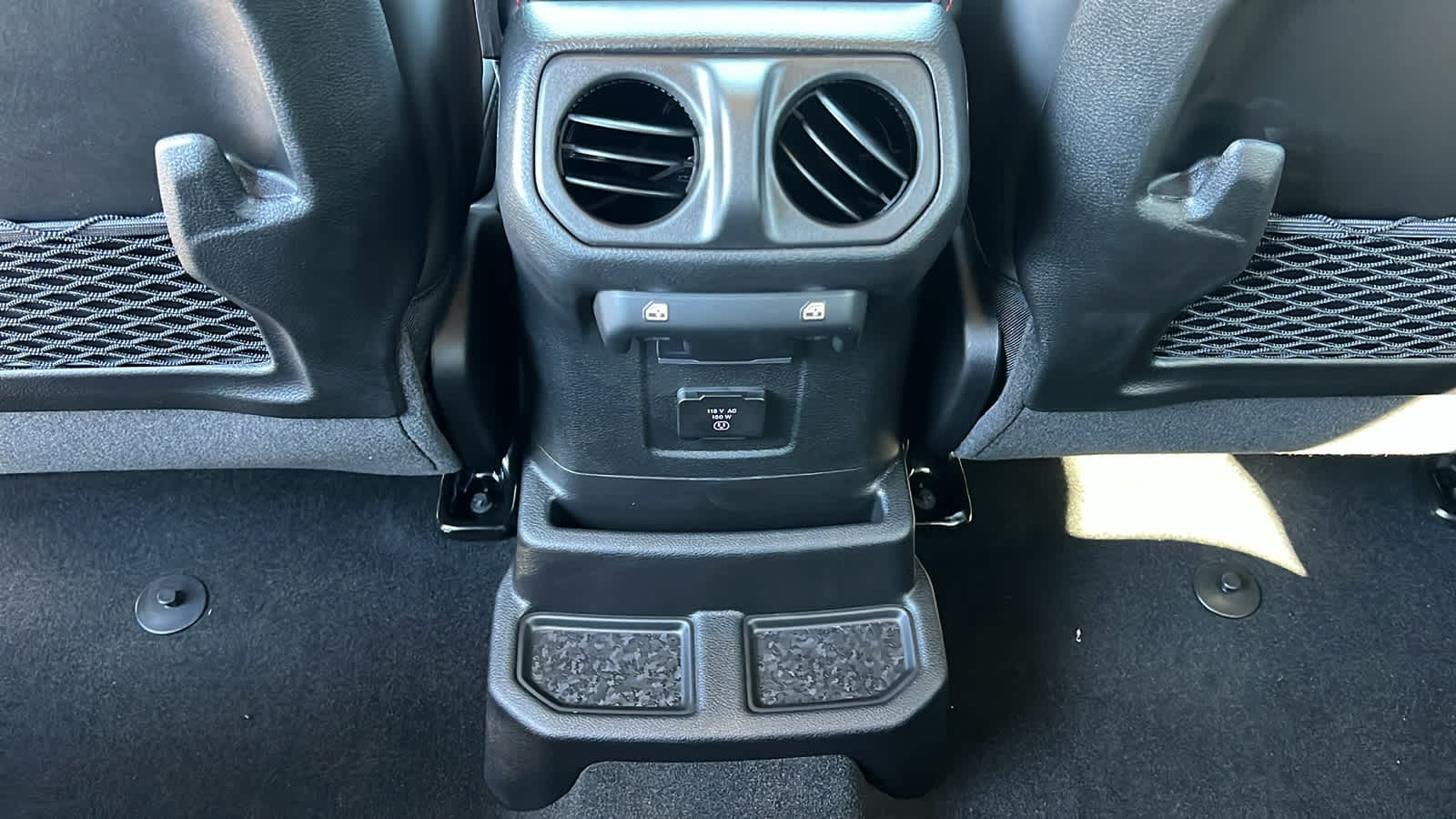 Thumbnail: 2026 Jeep Wrangler - 25