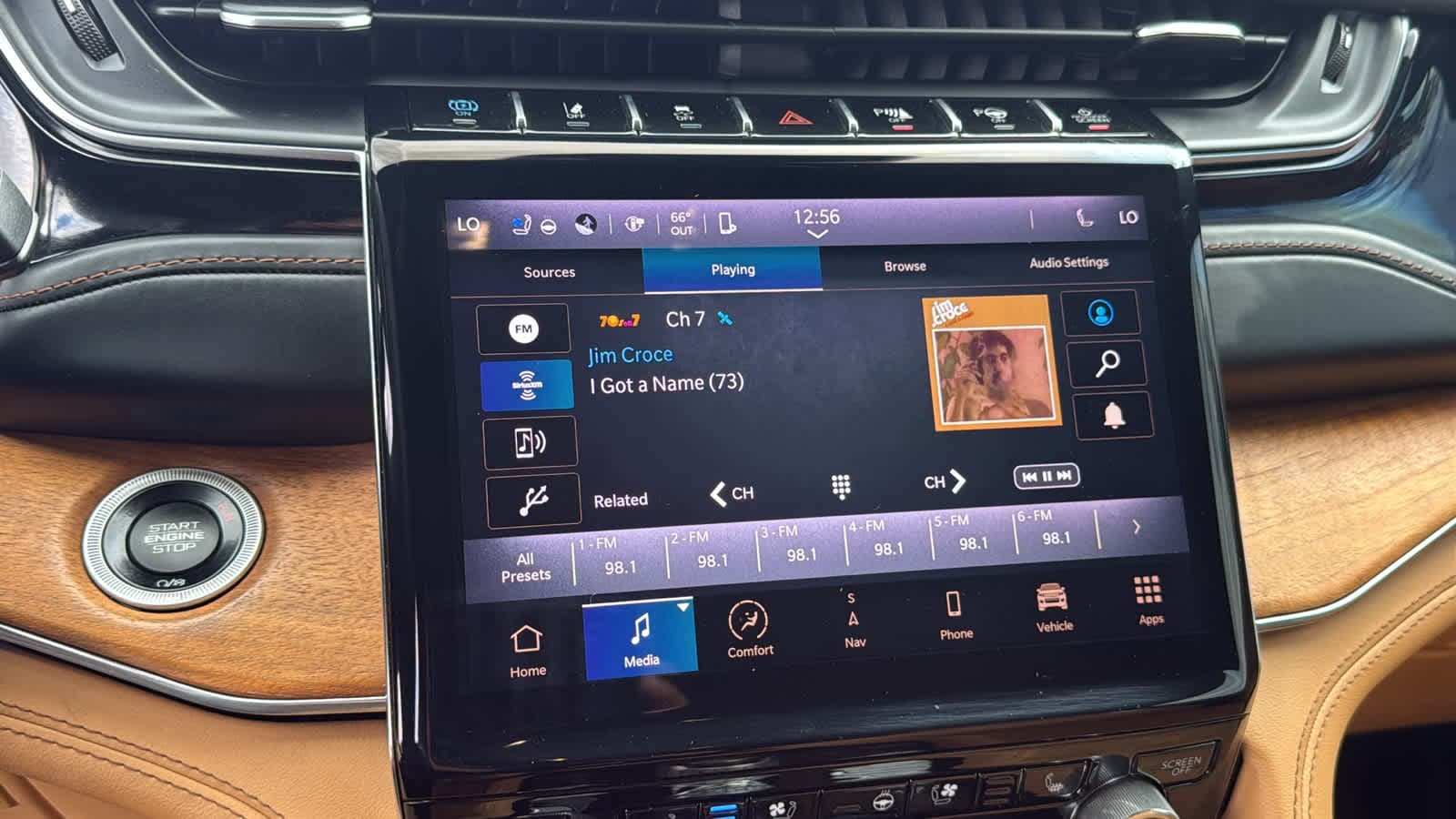 Thumbnail: 2022 Jeep Grand Cherokee - 15