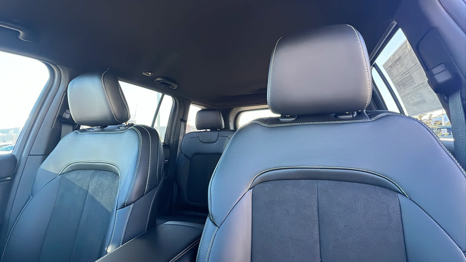 Thumbnail: 2025 Jeep Grand Cherokee - 11