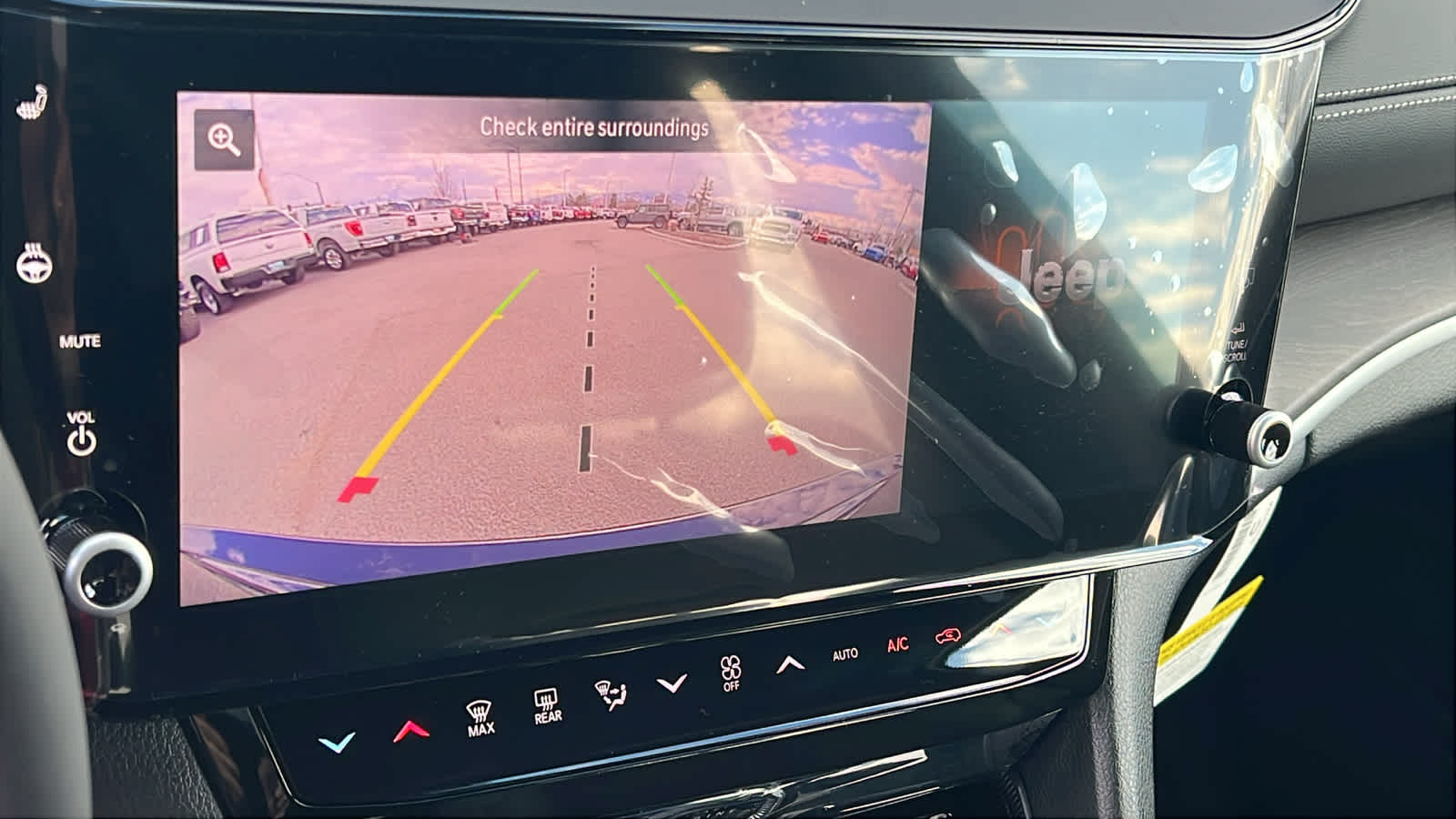 Thumbnail: 2026 Jeep Grand Cherokee - 16