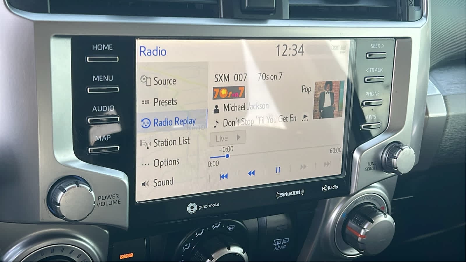 Thumbnail: 2021 Toyota 4Runner - 15