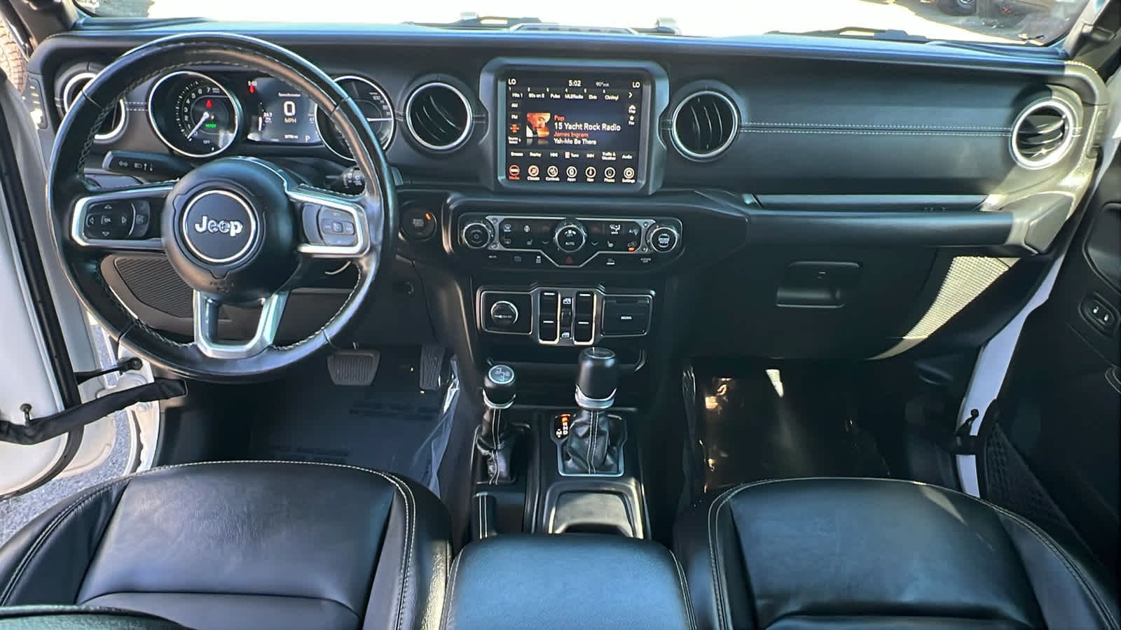 Thumbnail: 2023 Jeep Wrangler - 25