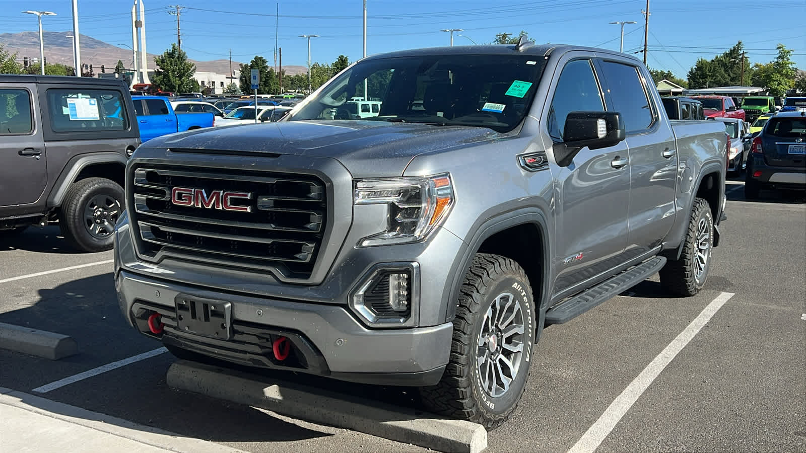 2022 GMC Sierra AT4 4WD Crew Cab Short Box's photo