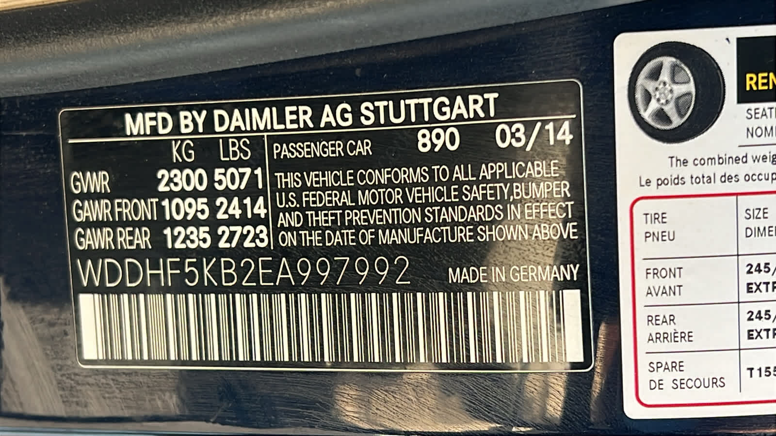 Thumbnail: 2014 Mercedes-Benz E-Class - 30