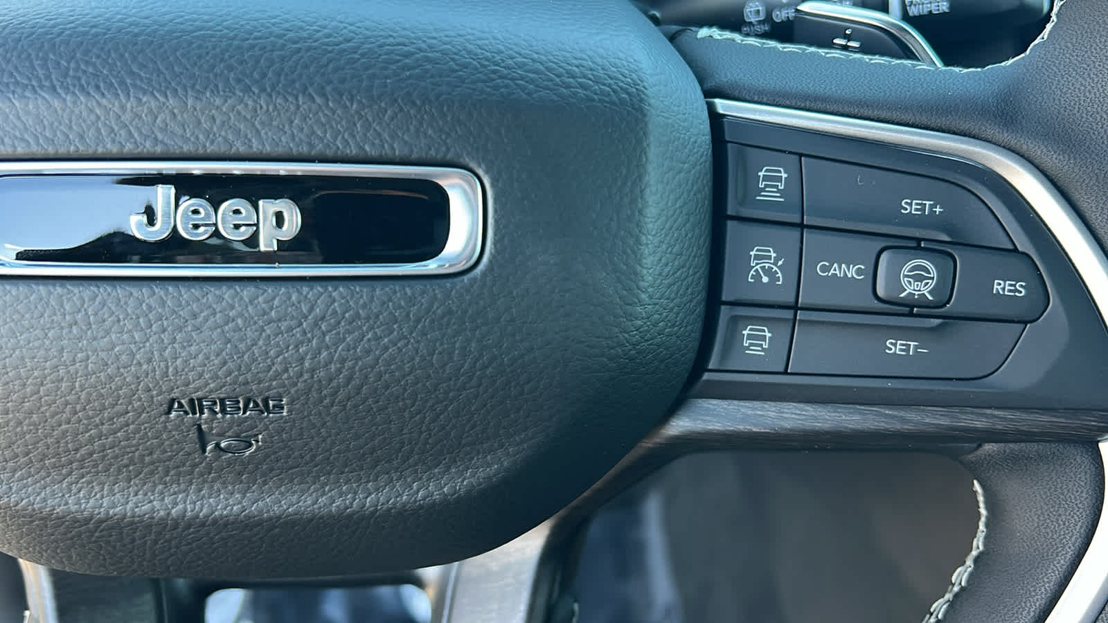 Thumbnail: 2026 Jeep Grand Cherokee - 20