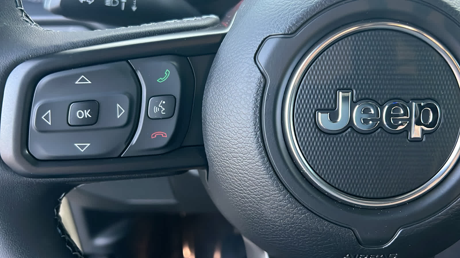 Thumbnail: 2026 Jeep Gladiator - 19