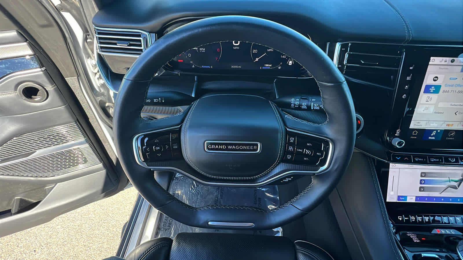 Thumbnail: 2024 Jeep Grand Wagoneer L - 18