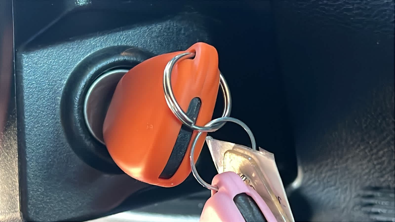 Thumbnail: 2017 Jeep Wrangler - 16