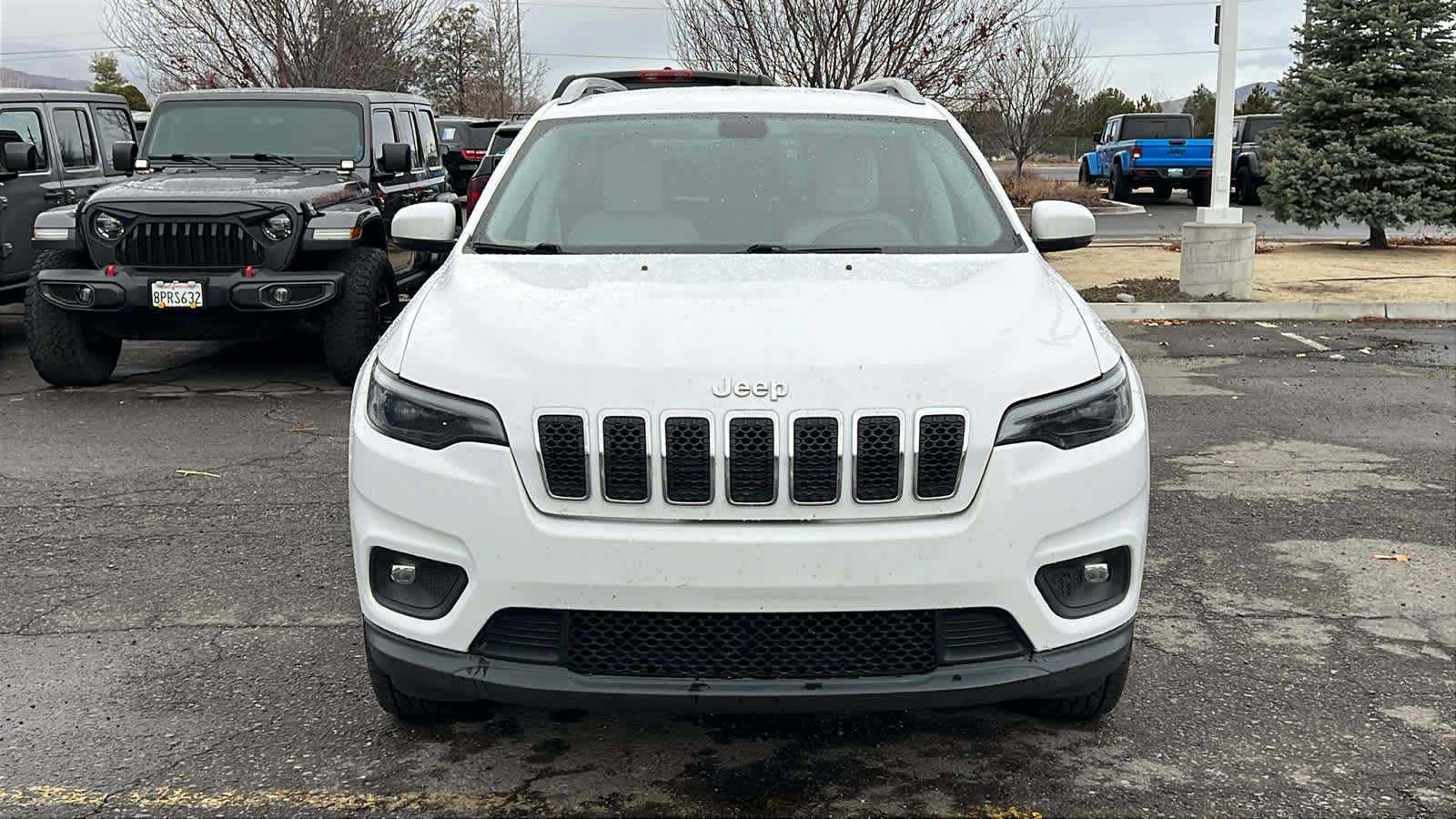 Thumbnail: 2020 Jeep Cherokee - 2