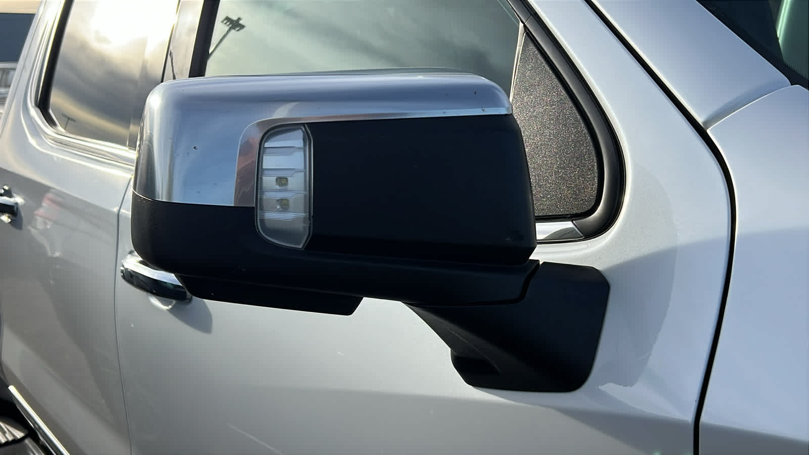 Thumbnail: 2022 Chevrolet Silverado 1500 - 6