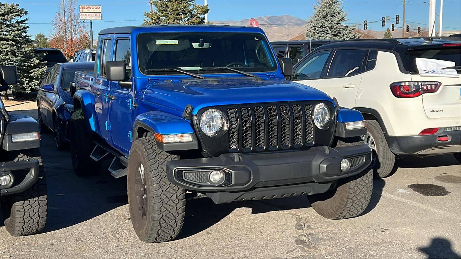 Thumbnail: 2022 Jeep Gladiator - 3