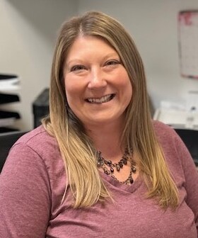 Staff member Staci Christenhusz from ID_95bded562fc5