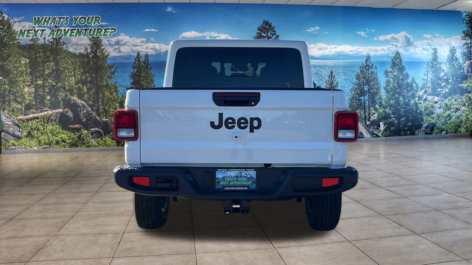 Thumbnail: 2026 Jeep Gladiator - 6