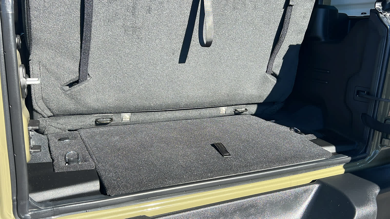 Thumbnail: 2025 Jeep Wrangler - 25