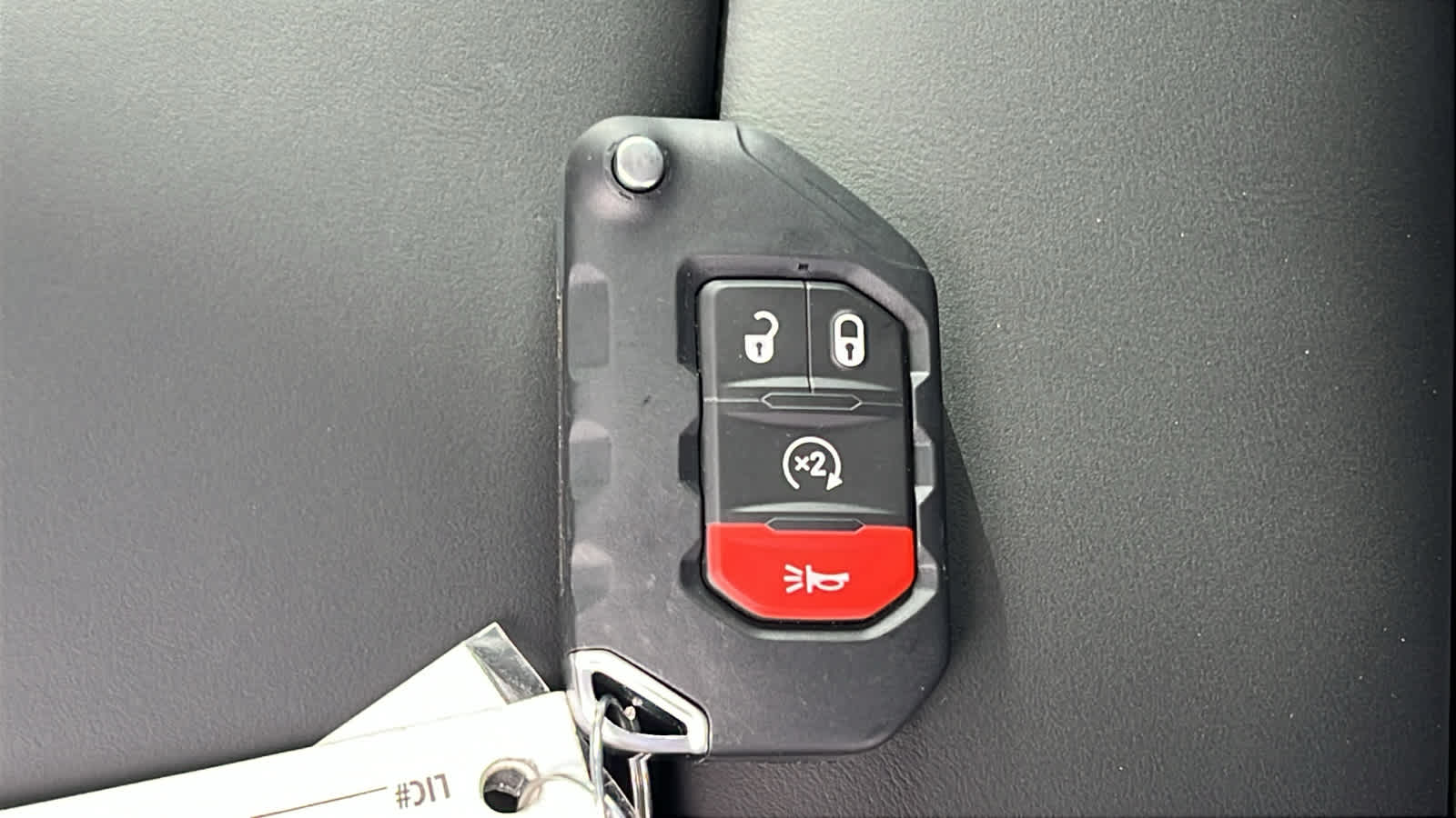 Thumbnail: 2026 Jeep Gladiator - 28