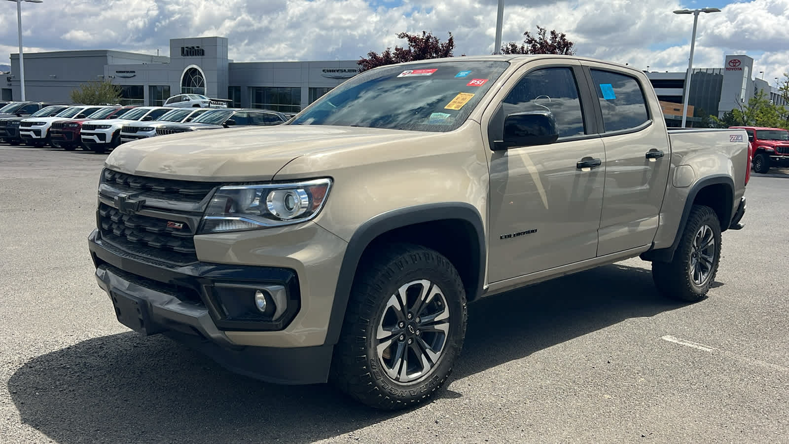 Thumbnail: 2022 Chevrolet Colorado - 1