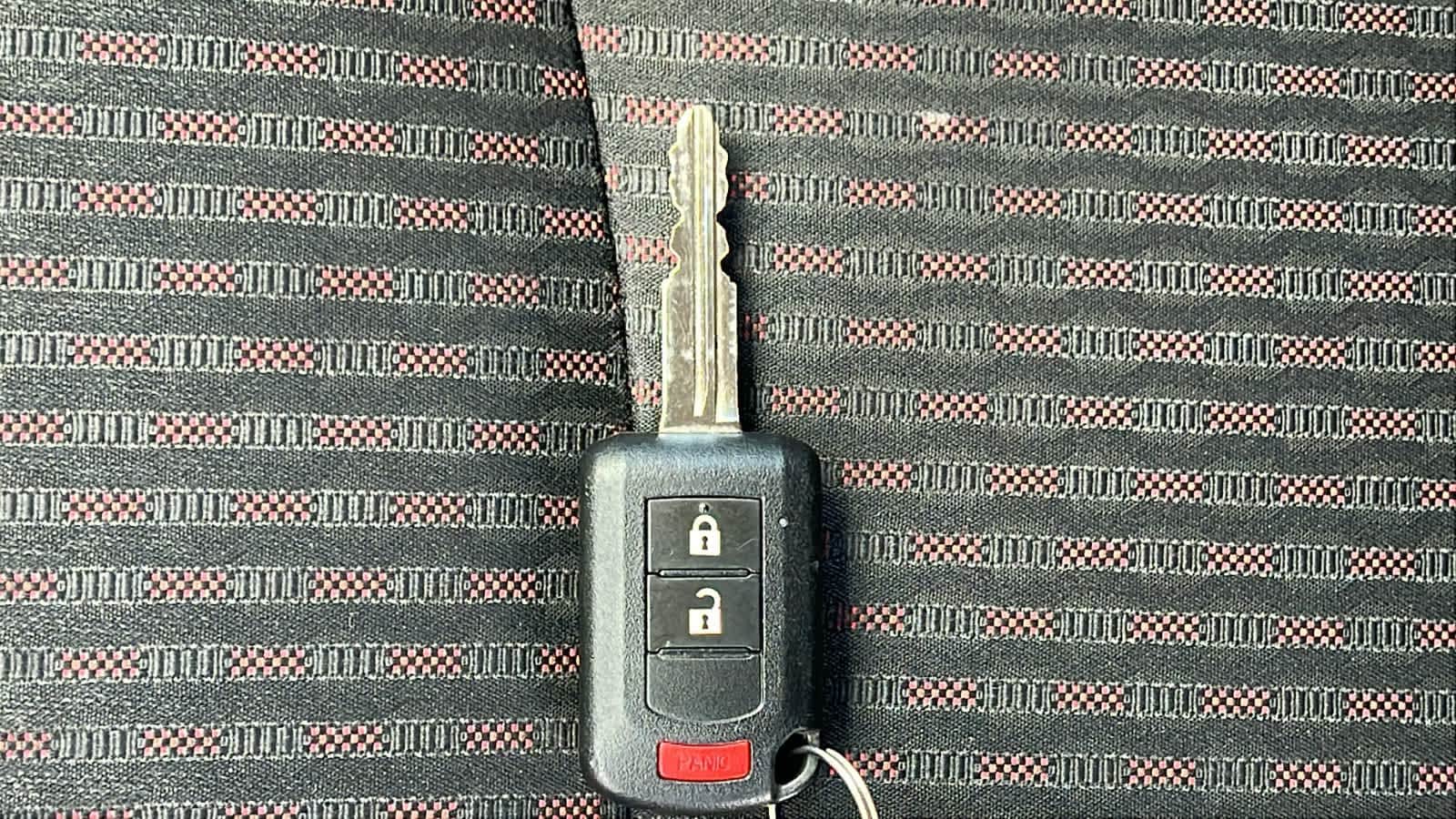 Thumbnail: 2017 Mitsubishi Outlander Sport - 29