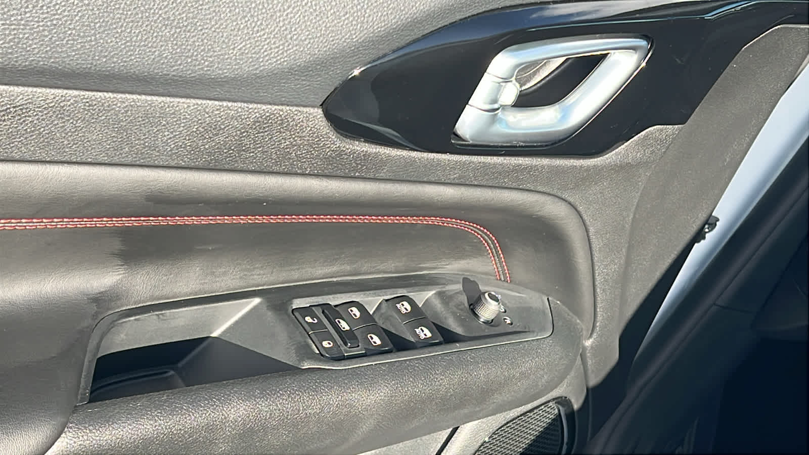 Thumbnail: 2026 Jeep Compass - 22