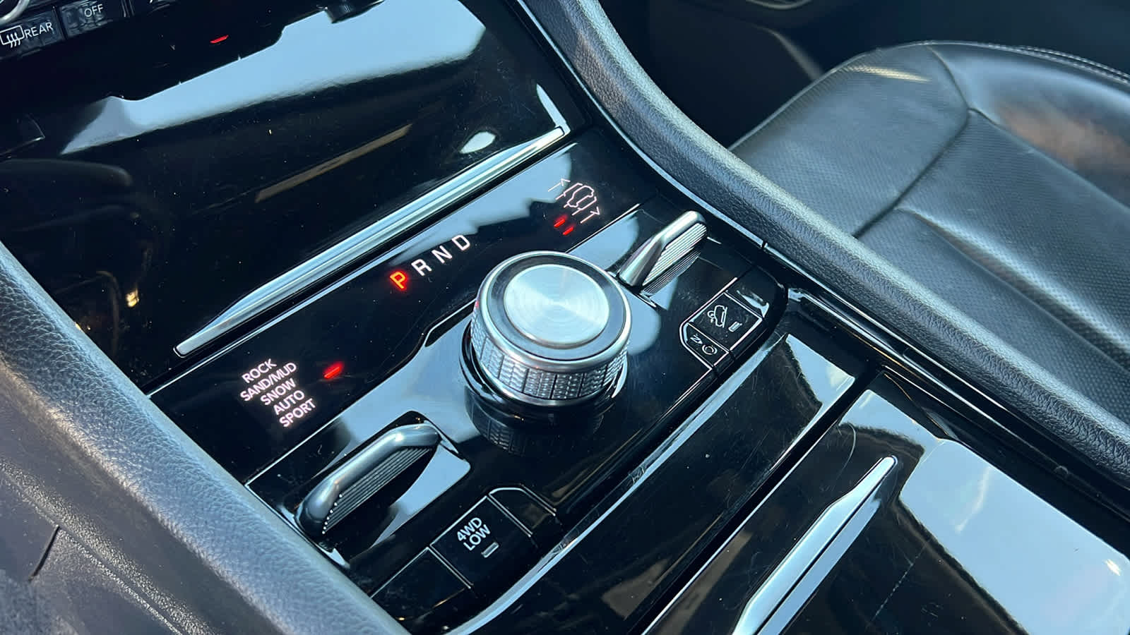 Thumbnail: 2022 Jeep Grand Cherokee - 13