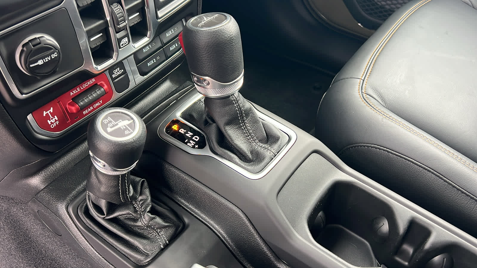 Thumbnail: 2026 Jeep Gladiator - 13