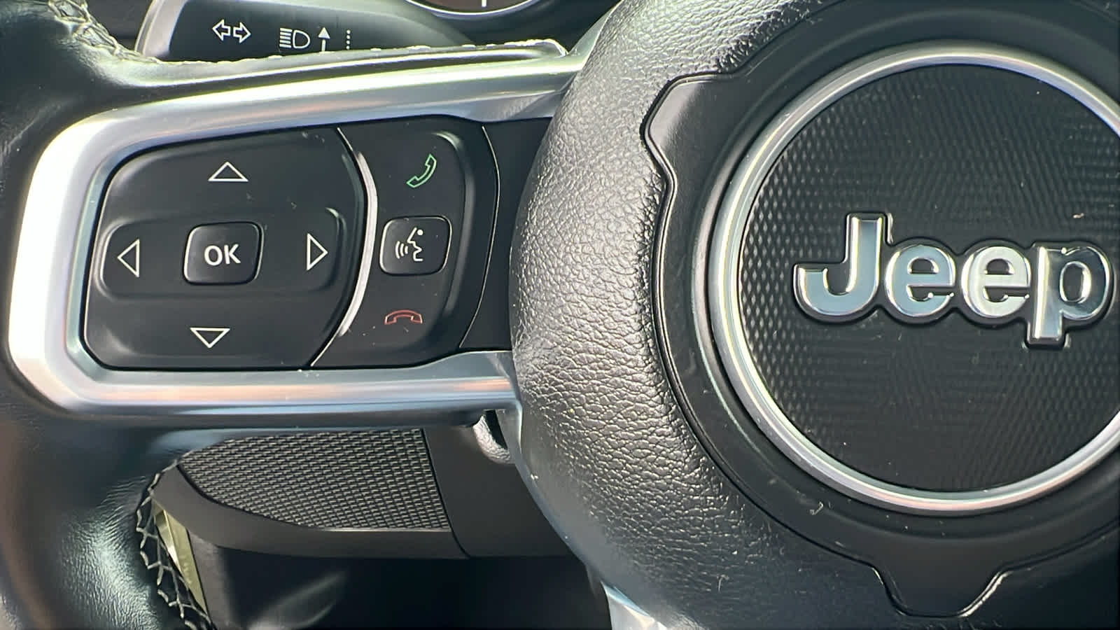 Thumbnail: 2022 Jeep Wrangler - 19