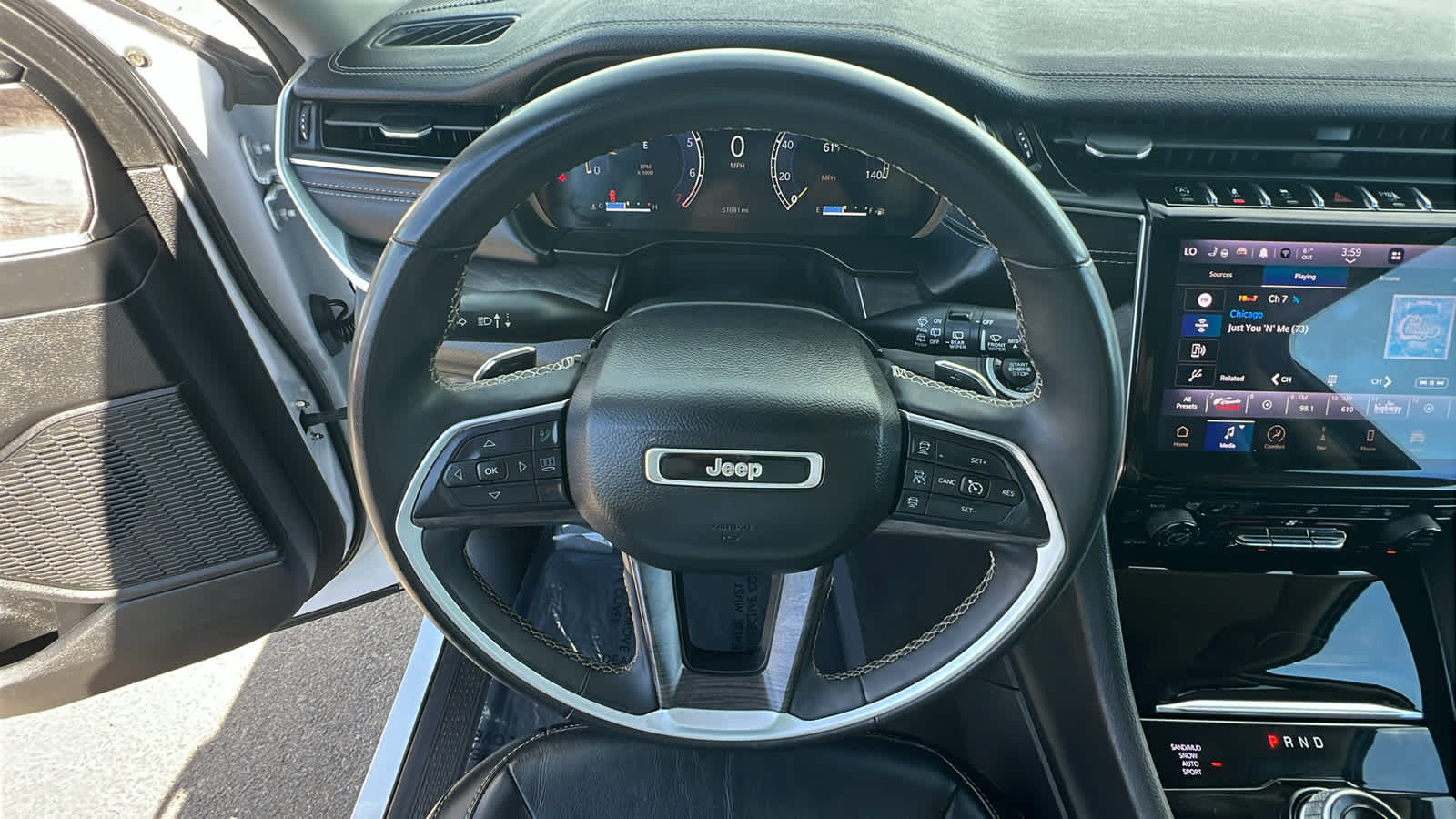 Thumbnail: 2023 Jeep Grand Cherokee - 18