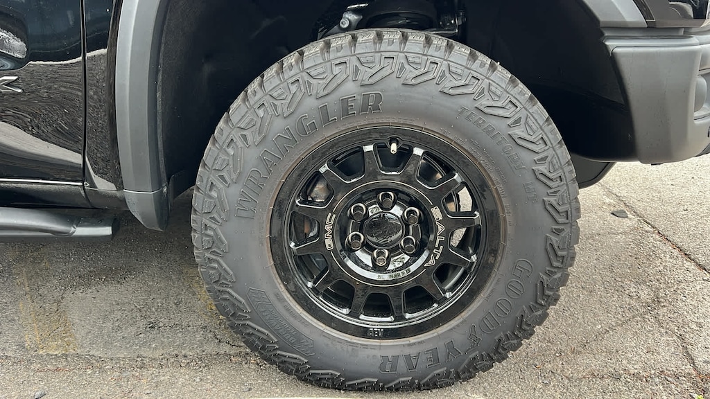 Used 2025 GMC Sierra 1500 AT4X Truck Crew Cab