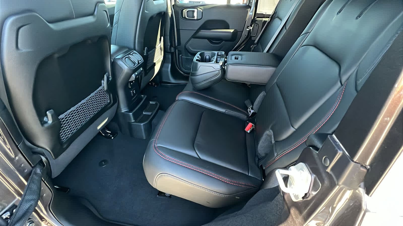 Thumbnail: 2026 Jeep Wrangler - 24