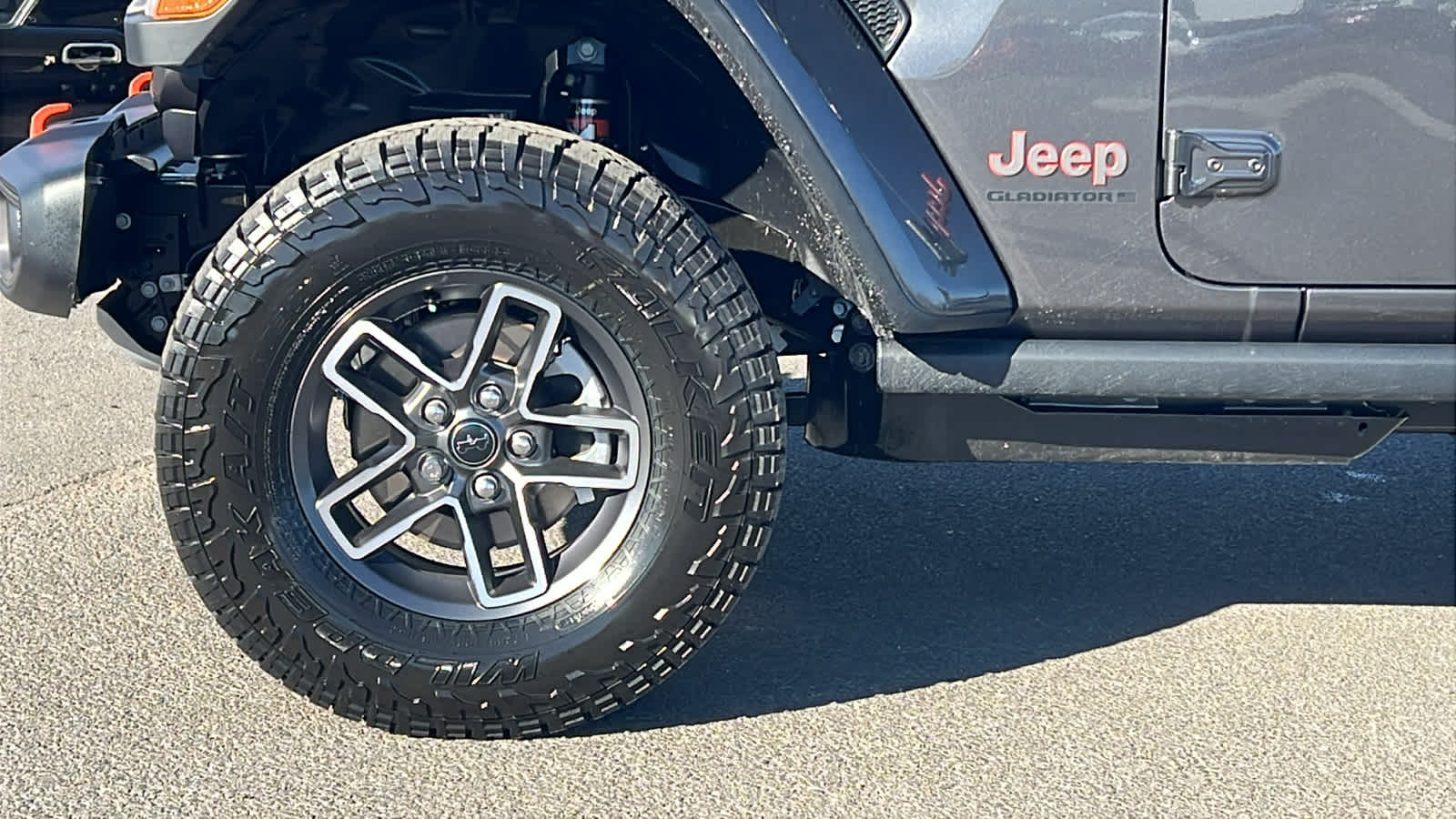 Thumbnail: 2026 Jeep Gladiator - 9