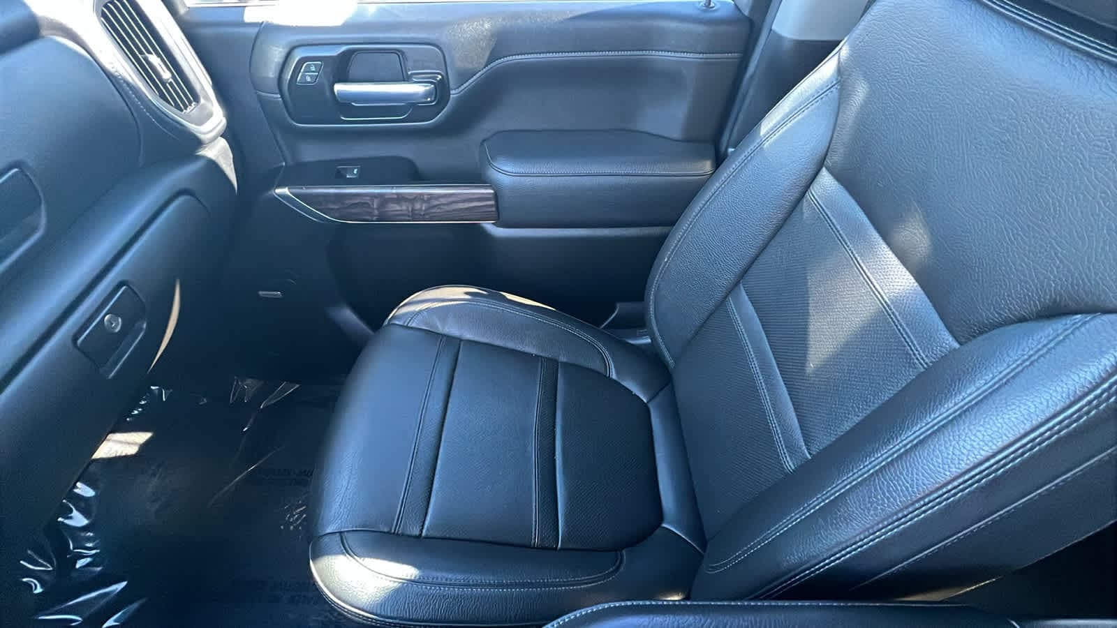 Thumbnail: 2022 GMC Sierra 2500 - 12