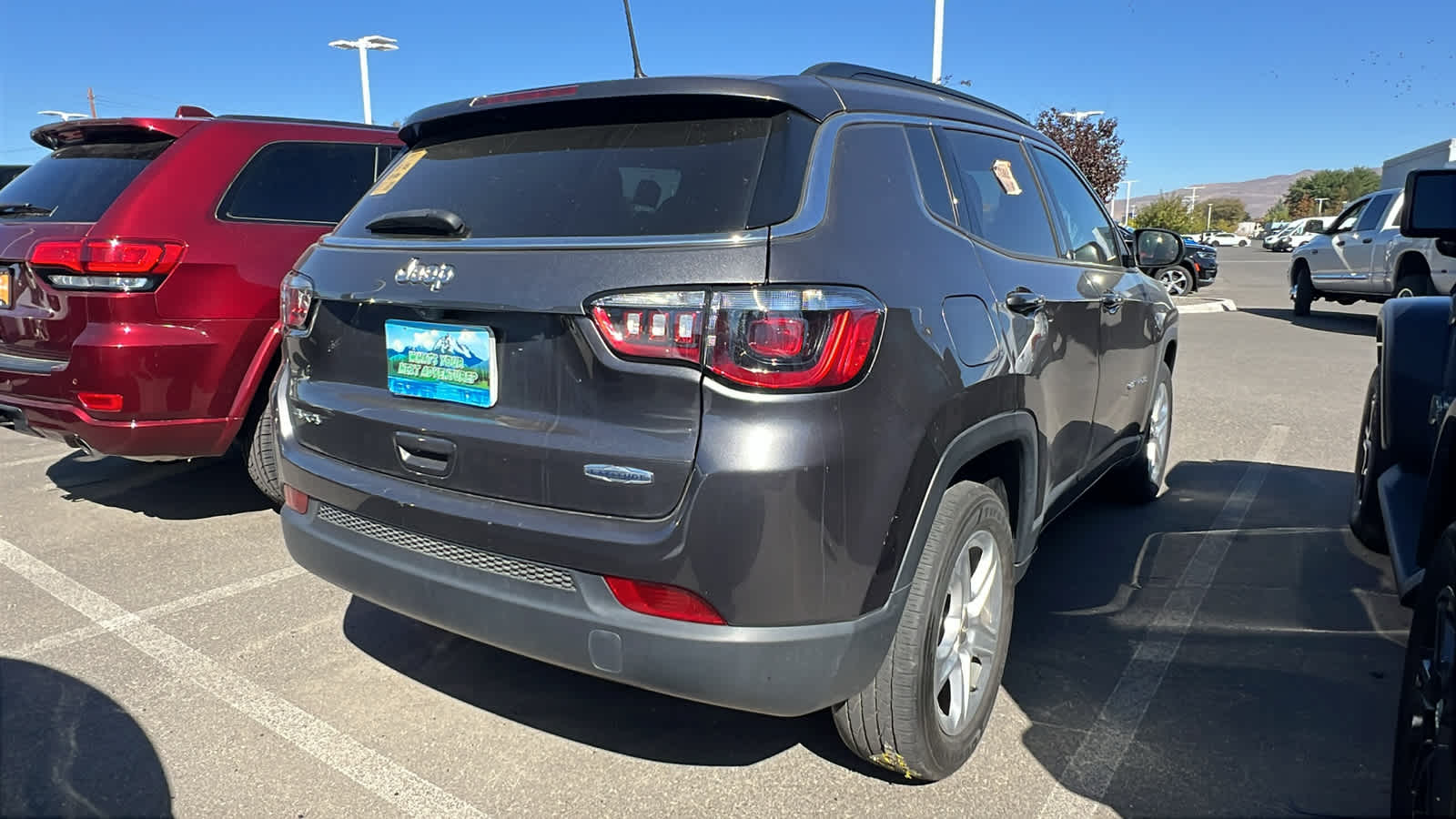 2023 Jeep Compass North Edition Latitude photo 4