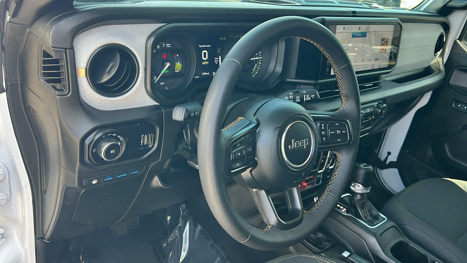 Thumbnail: 2024 Jeep Wrangler - 10
