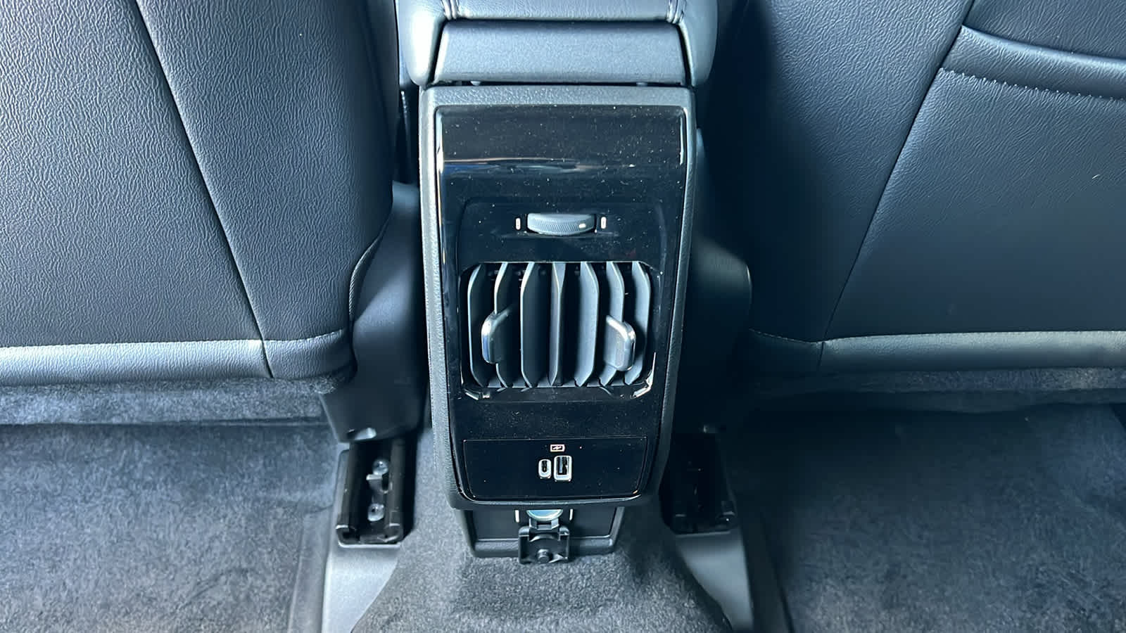 Thumbnail: 2026 Jeep Compass - 25