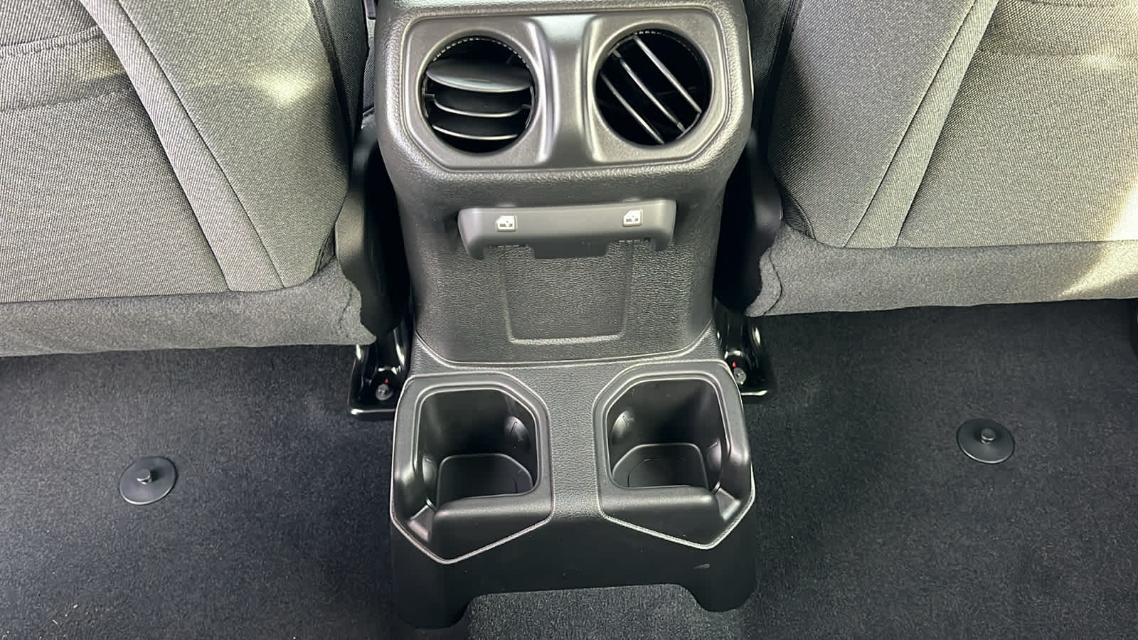 Thumbnail: 2026 Jeep Wrangler - 25