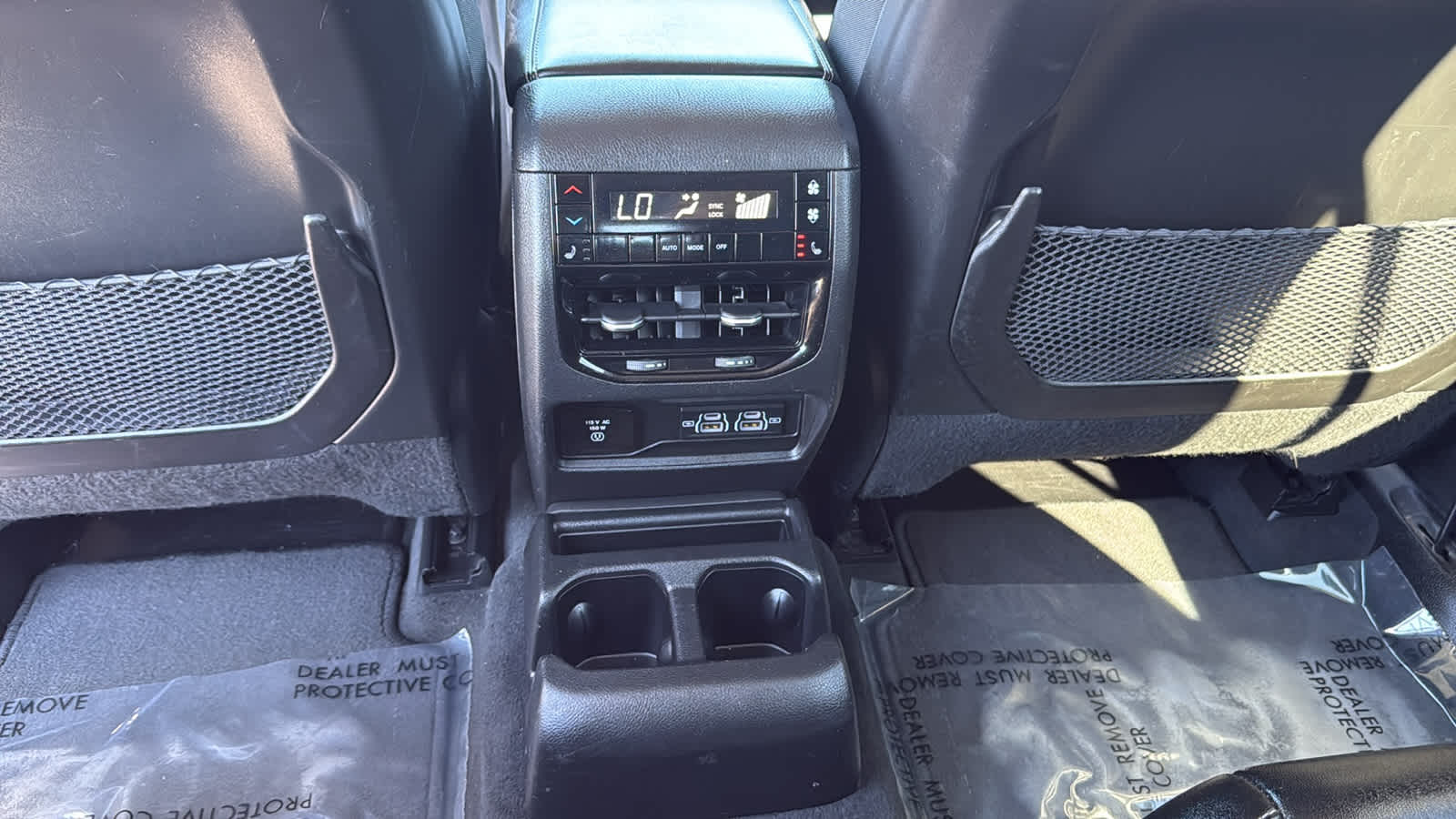 2023 Jeep Grand Cherokee Limited Edition 25