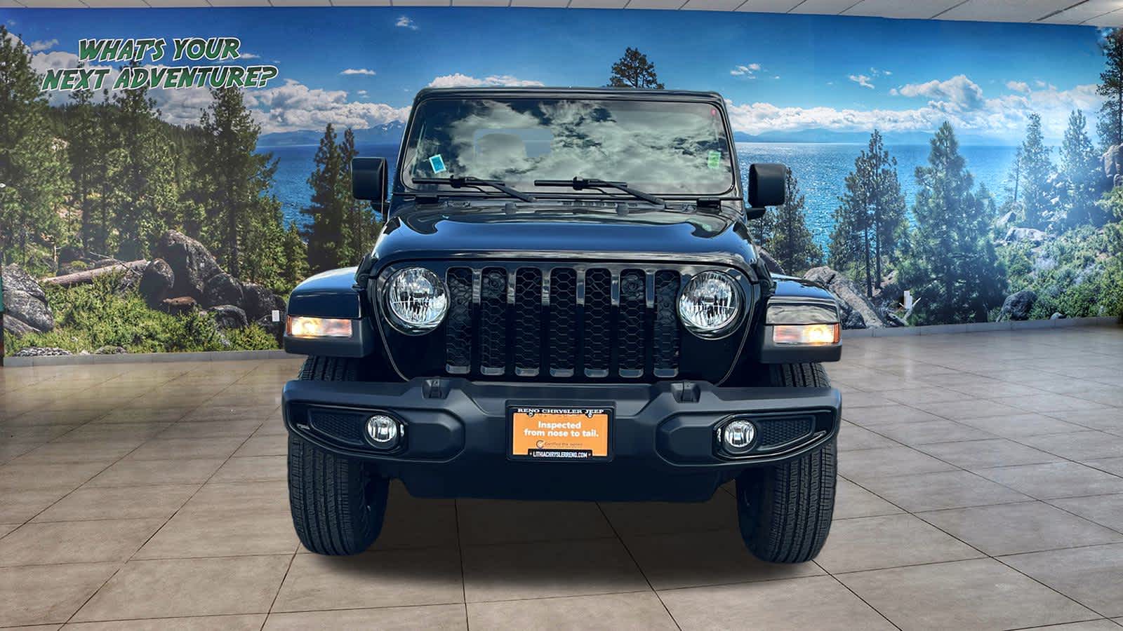 2022 Jeep Gladiator Altitude photo 2