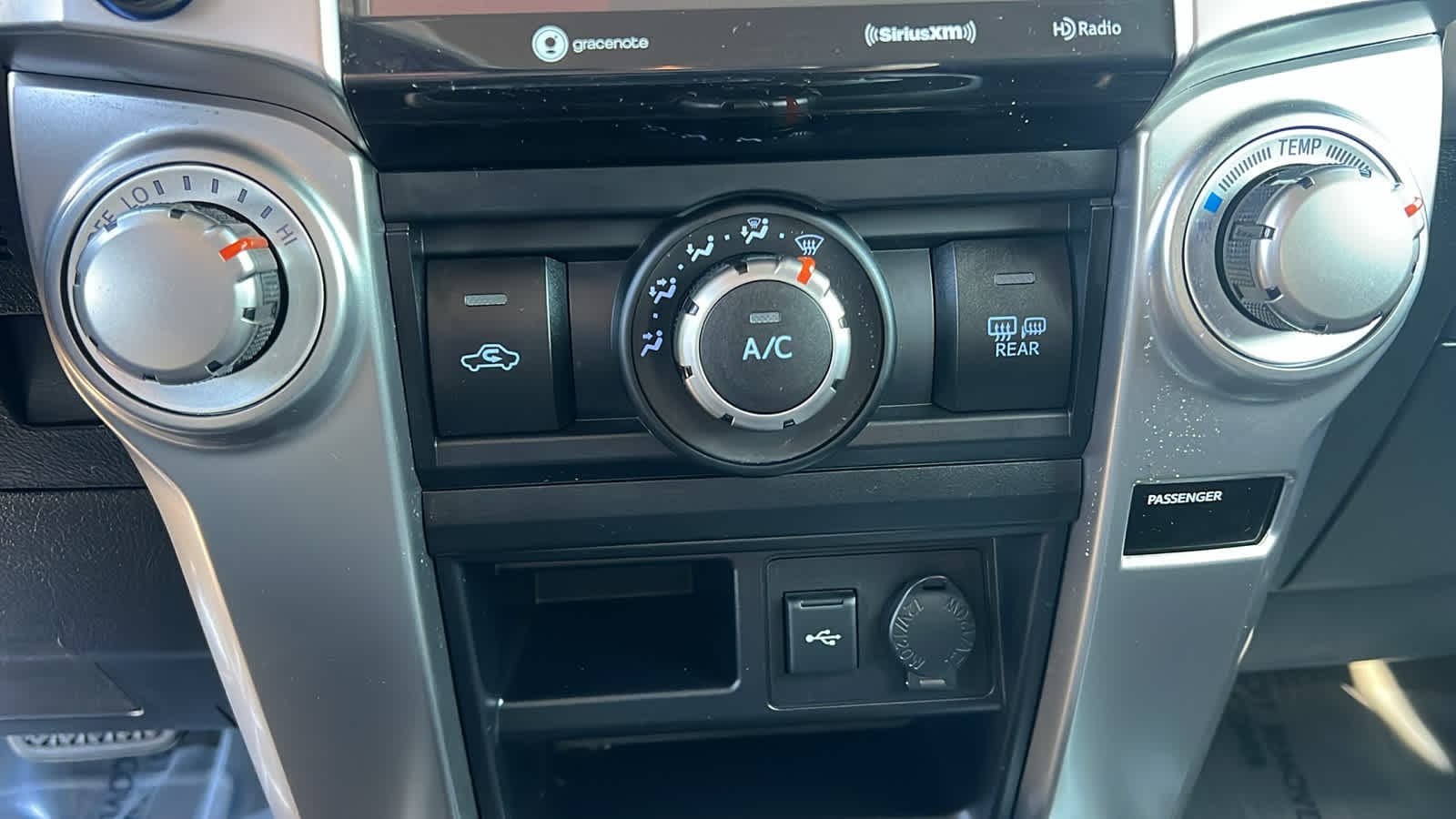 Thumbnail: 2021 Toyota 4Runner - 14