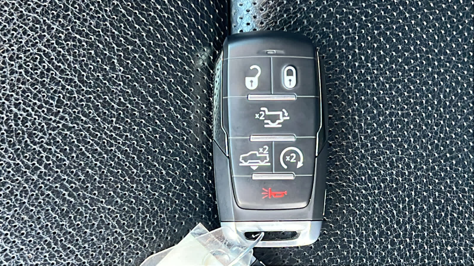 Thumbnail: 2023 RAM 1500 - 29