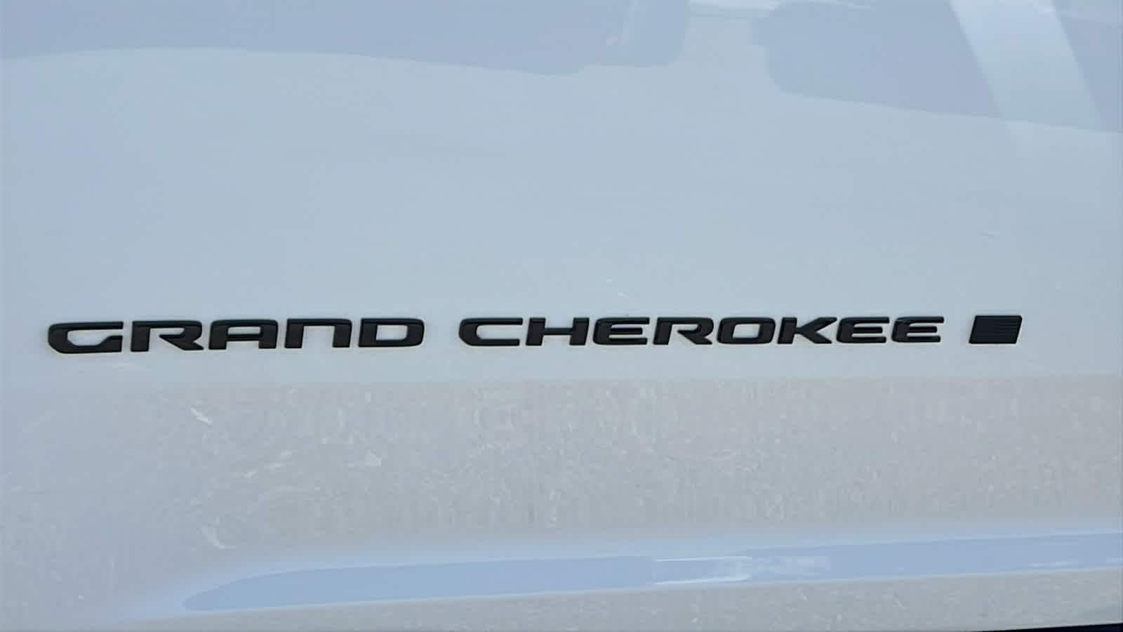 Thumbnail: 2025 Jeep Grand Cherokee - 28