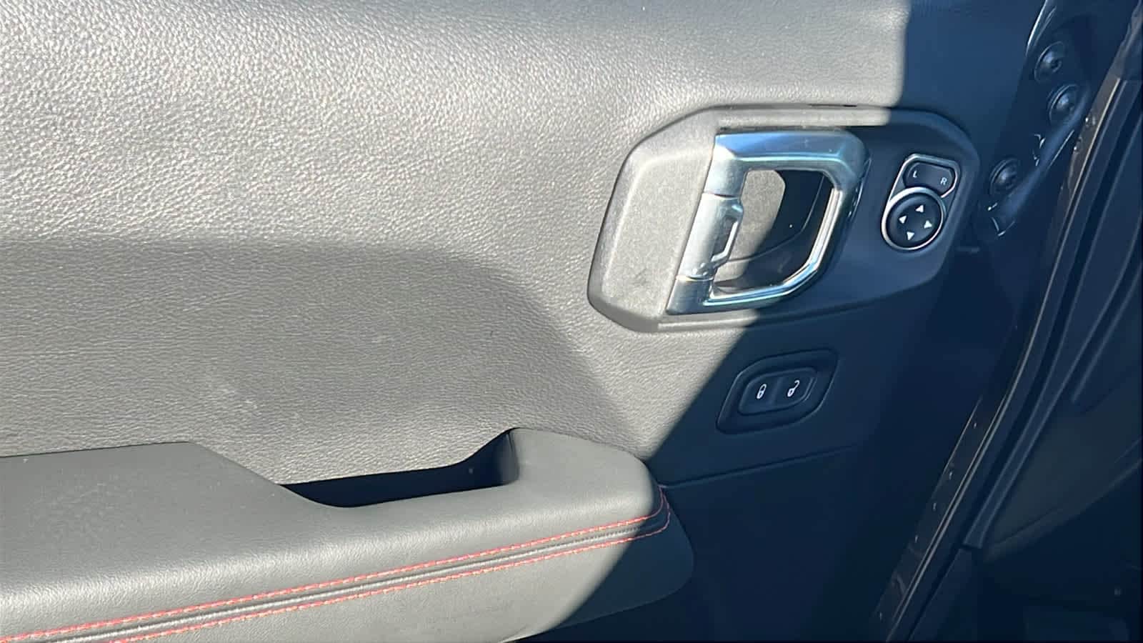 Thumbnail: 2026 Jeep Wrangler - 22