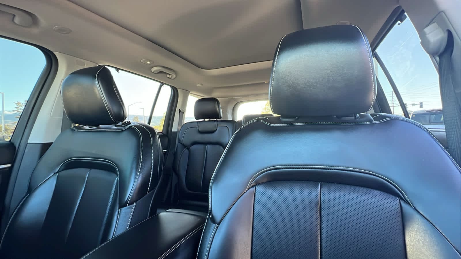 Thumbnail: 2023 Jeep Grand Cherokee - 11