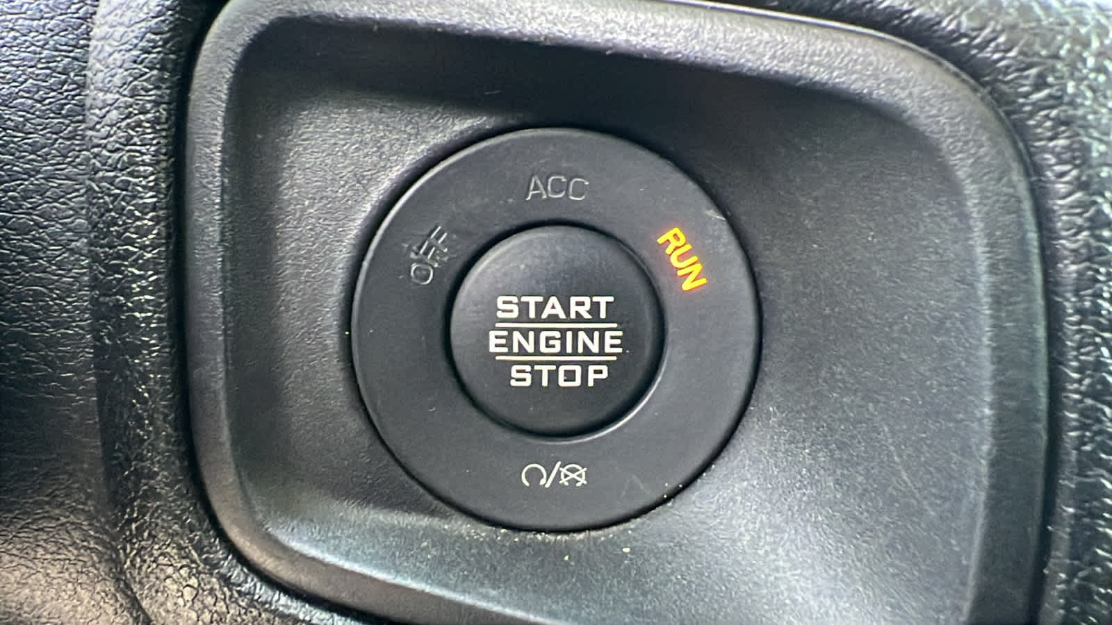 Thumbnail: 2024 Jeep Wrangler - 17