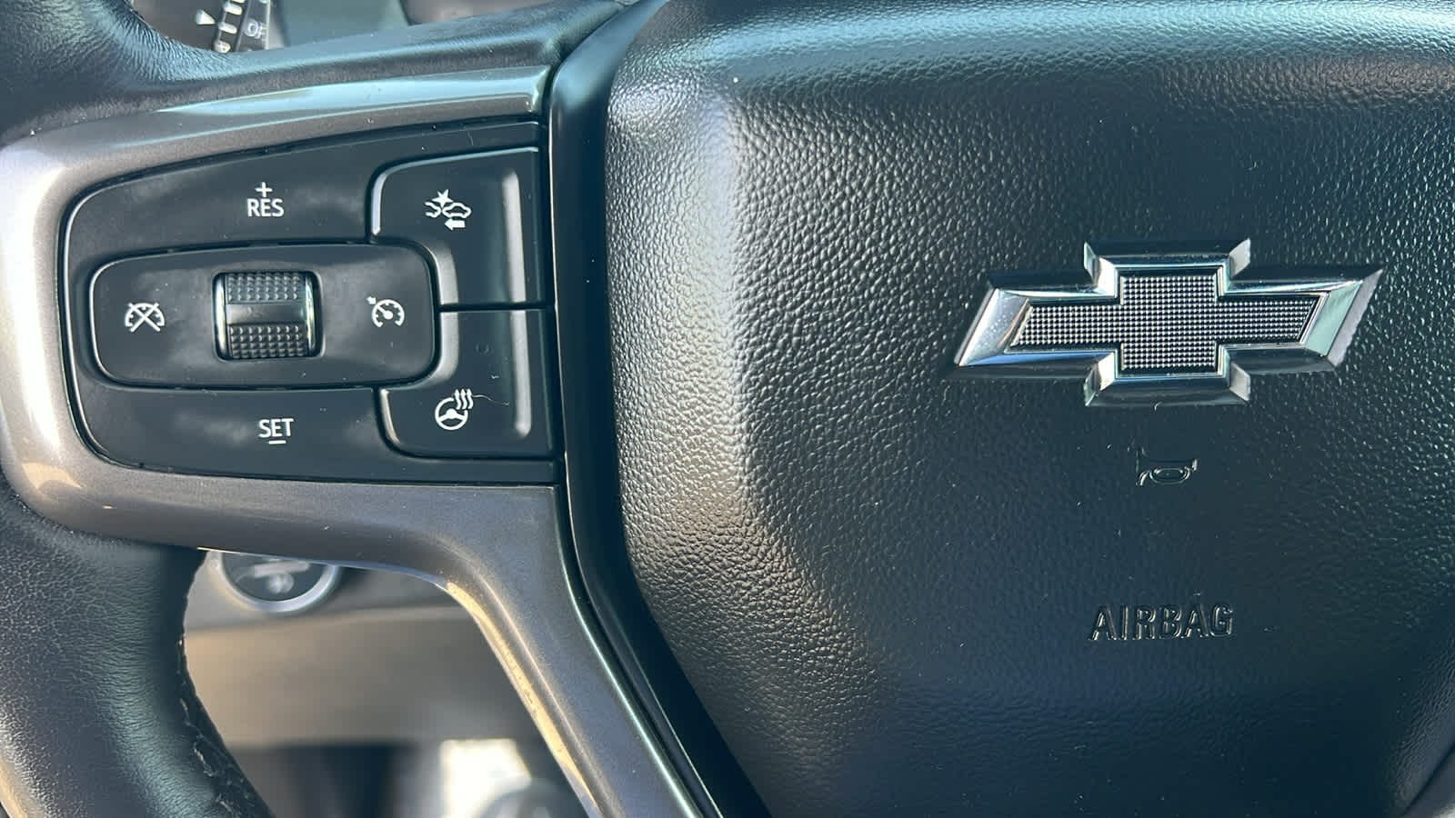Thumbnail: 2023 Chevrolet Silverado 1500 - 19
