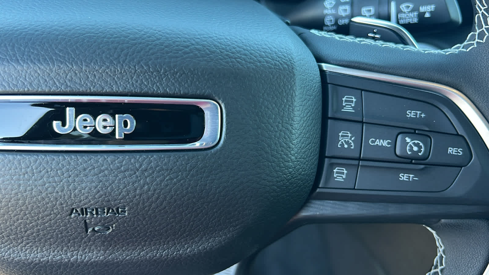 Thumbnail: 2025 Jeep Grand Cherokee - 20